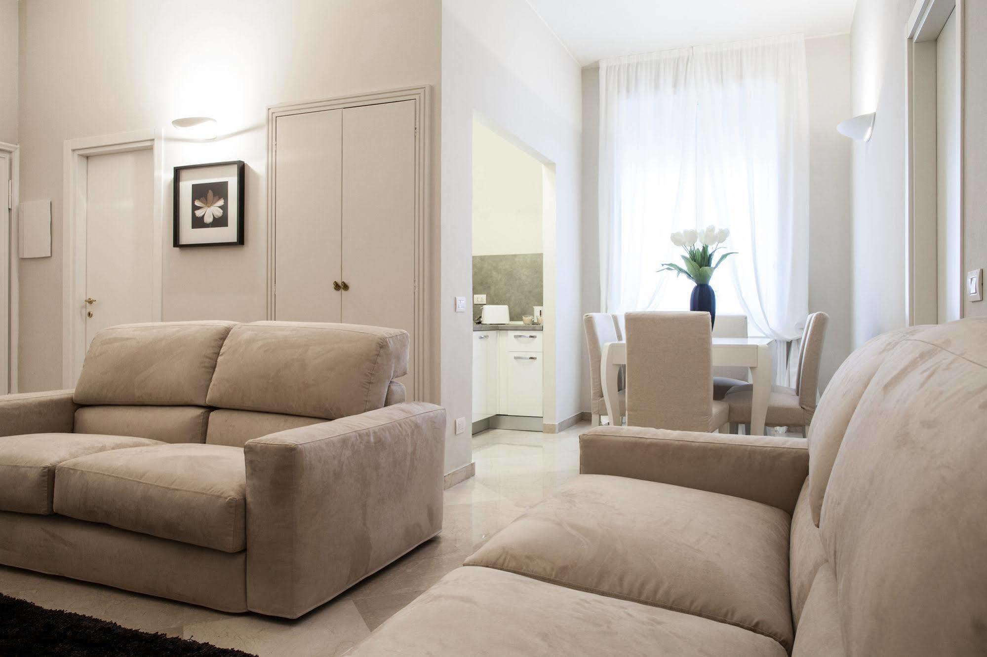 Hotel Royal Suites