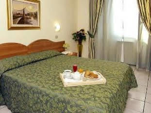 Apartamento Xxii Marzo Milão