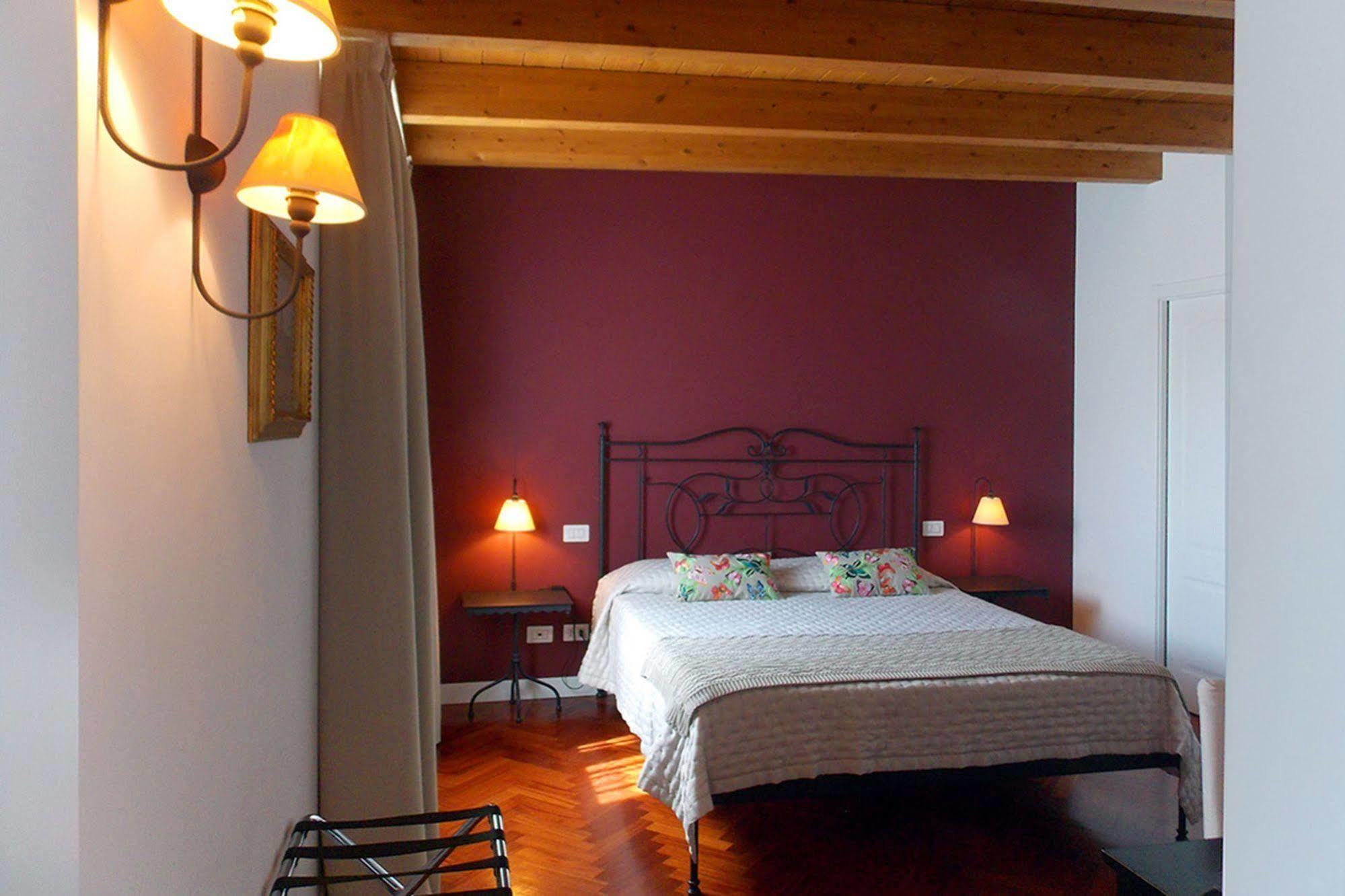 Acomodação com café da manhã  B&B Cesena5 Milão