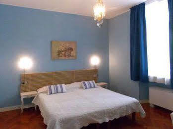 Acomodação com café da manhã  B&B Cesena5 *