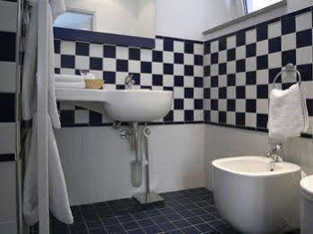 B&B Cesena5 Acomodação com café da manhã  *