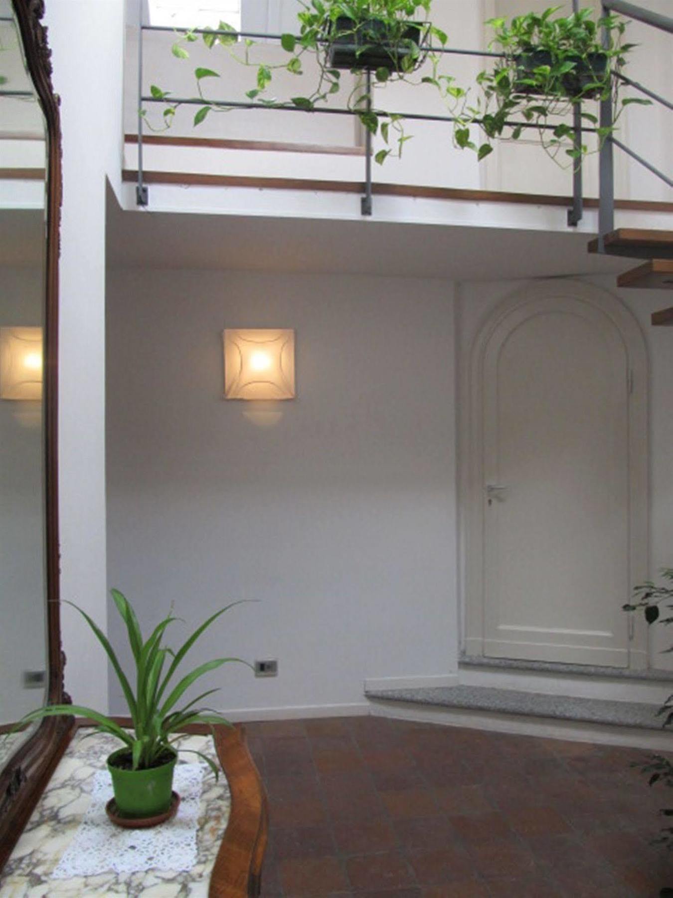 Acomodação com café da manhã  Gioia House 2*