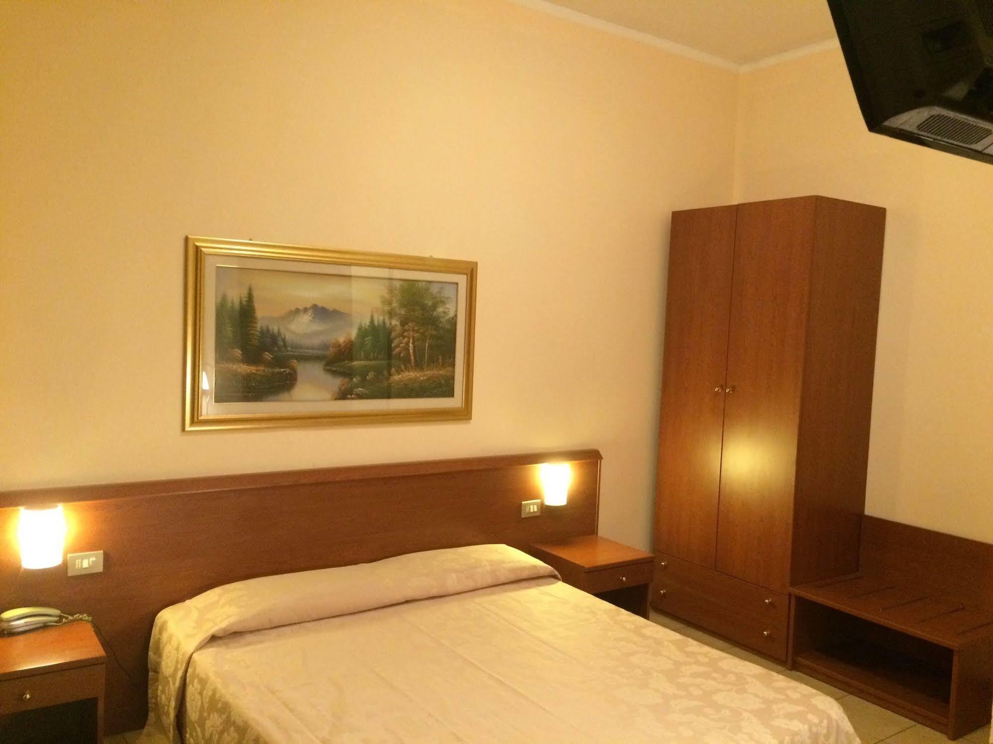 Paradiso Milan