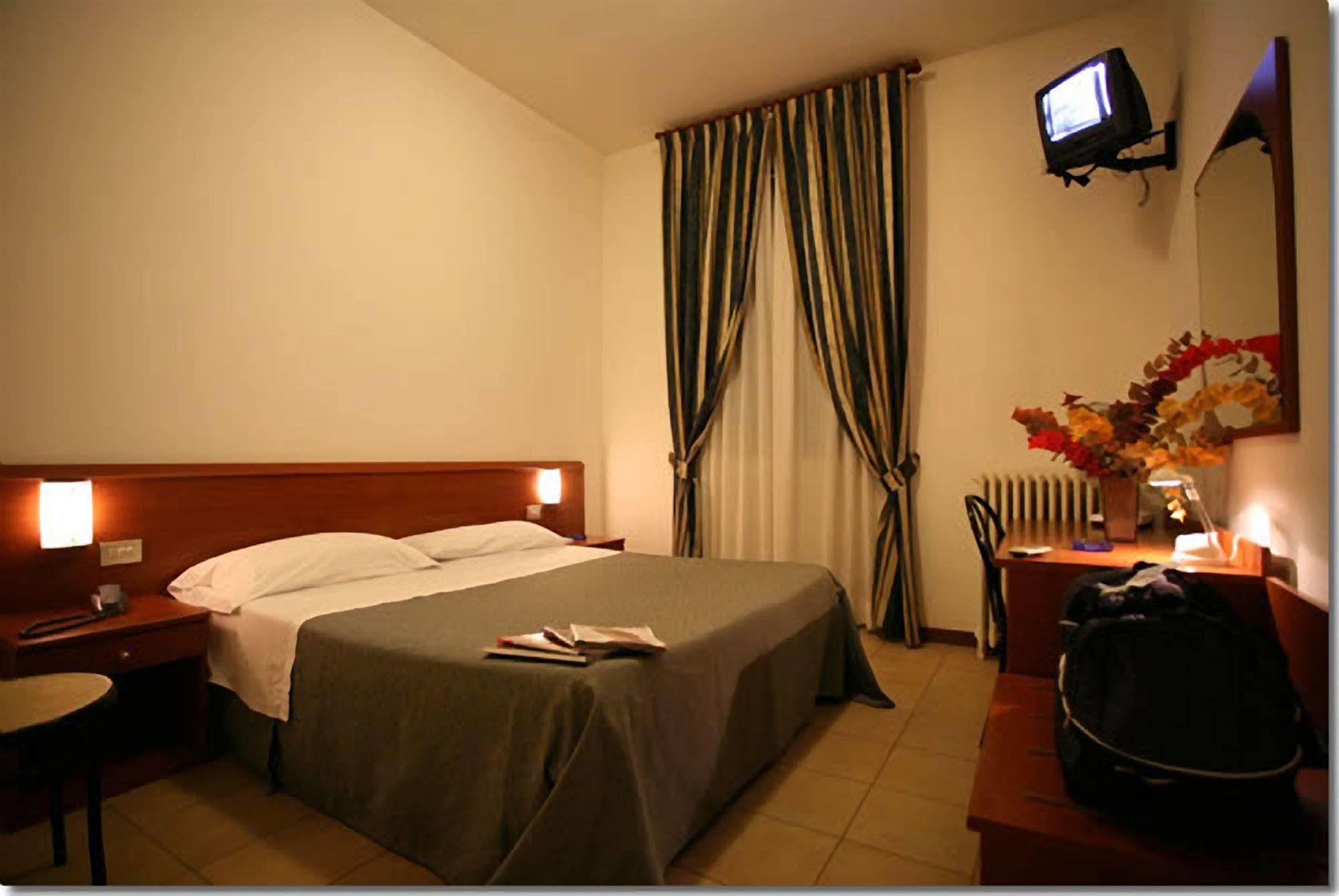 Paradiso Hotel