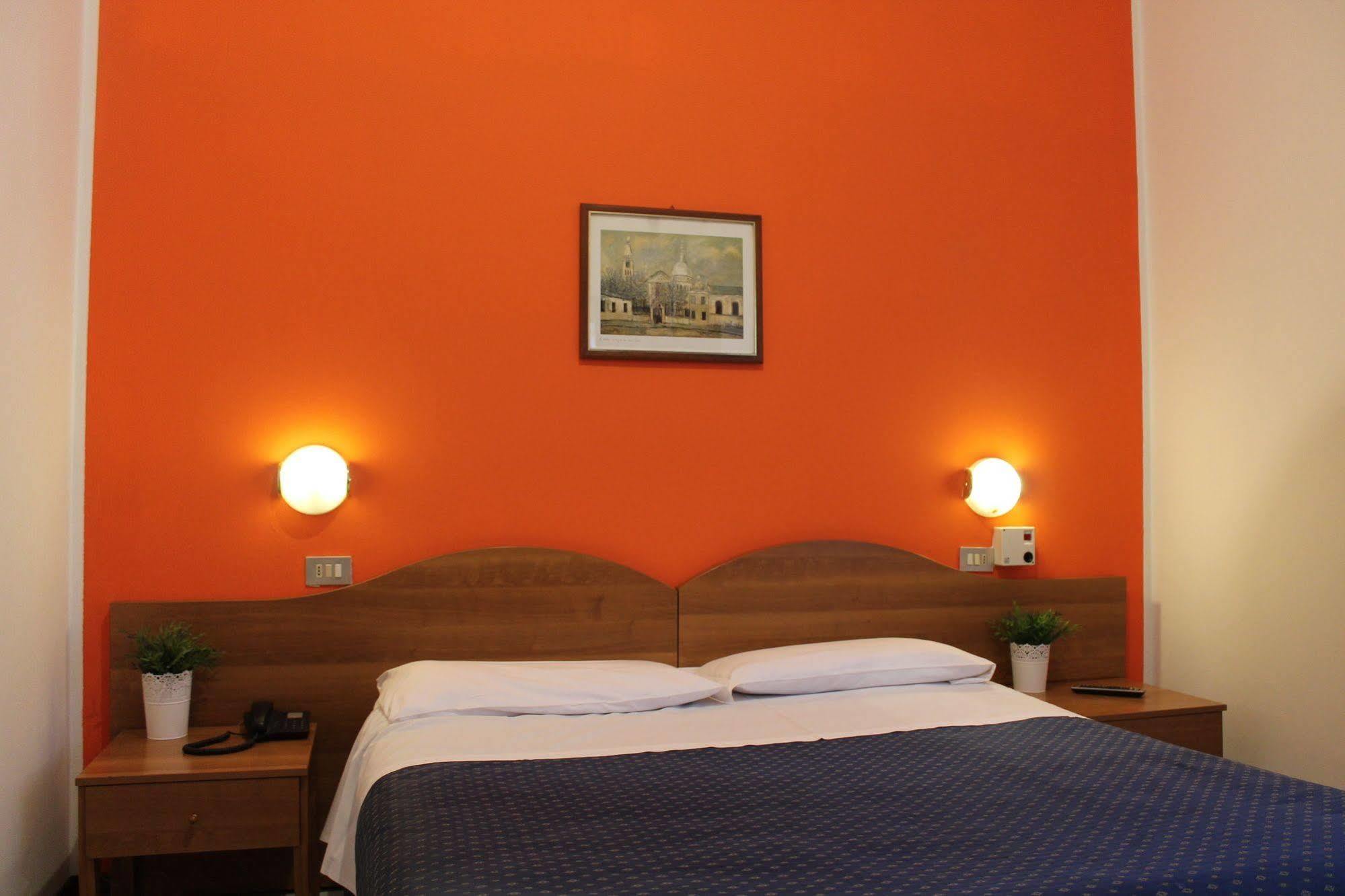 Catalani E Madrid 2* Milan