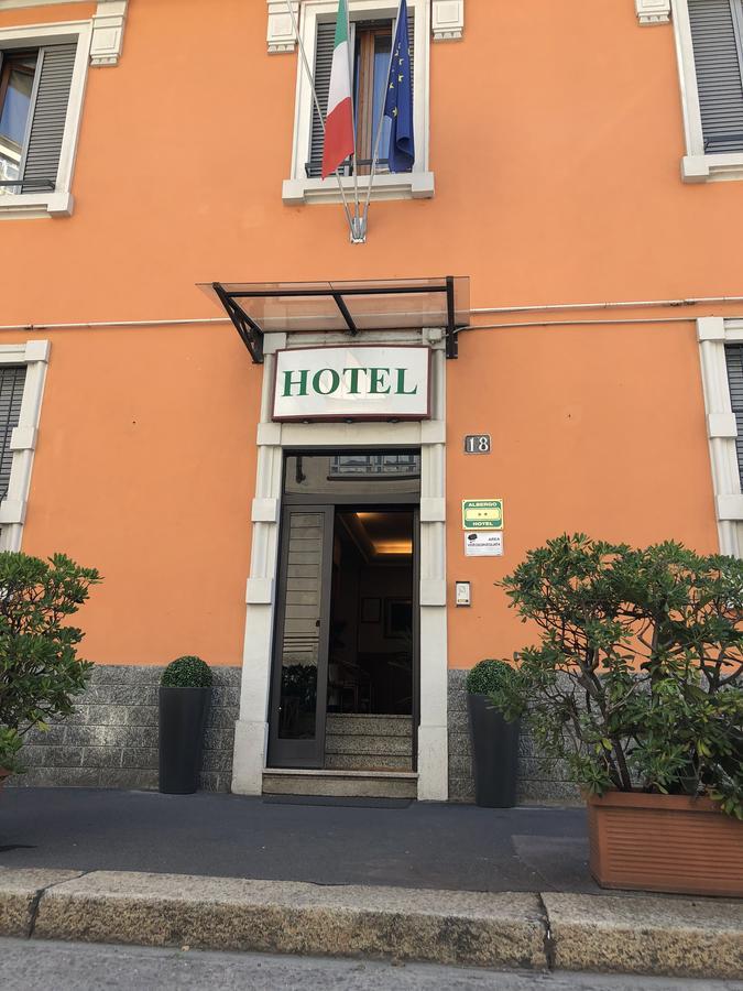 Hotel La Caravella 2*