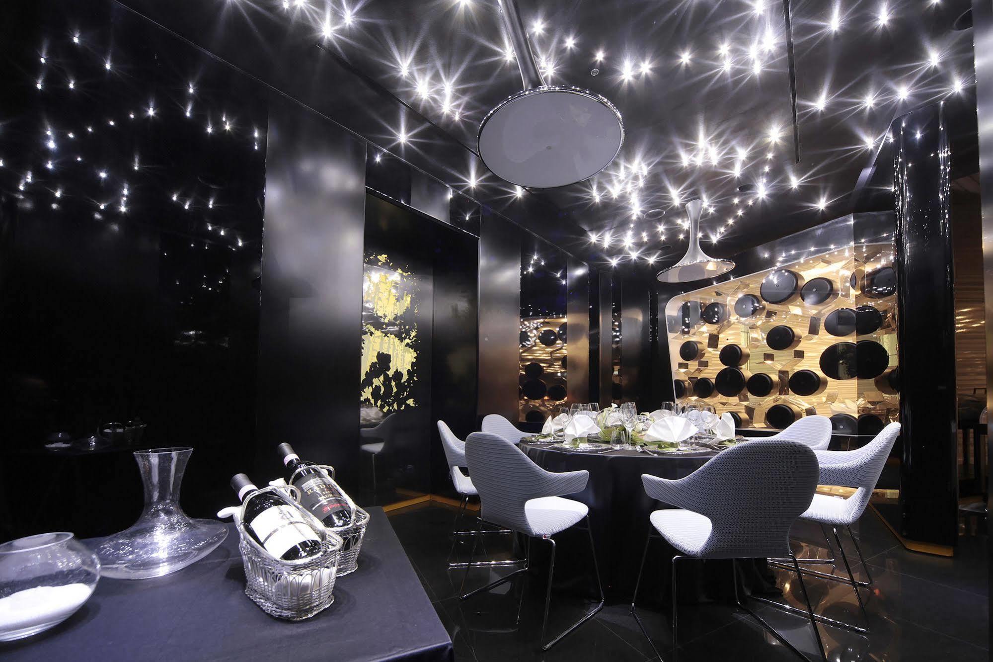 Palazzo Matteotti, The Dedica Anthology, Autograph Collection 5* Milan