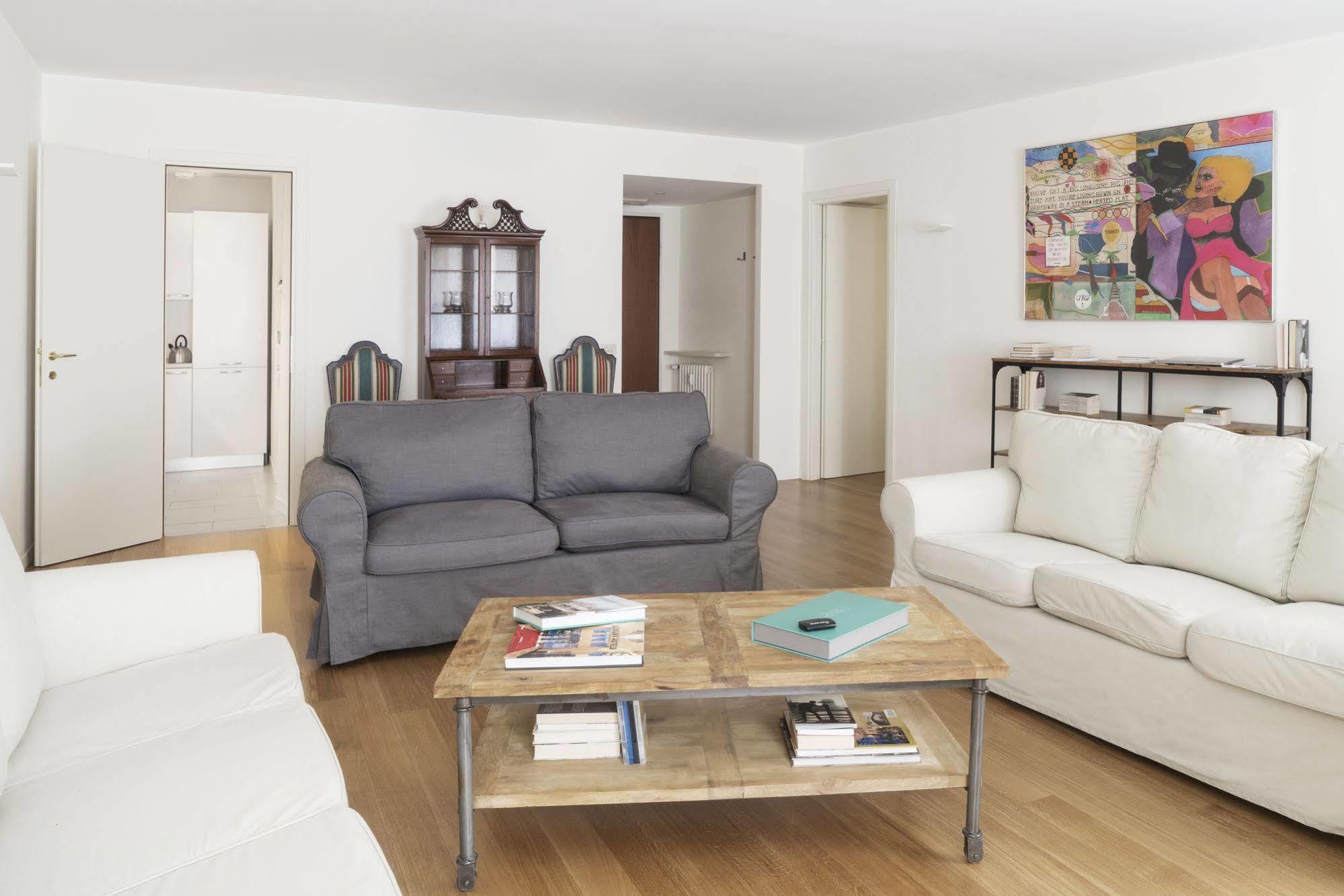 Apartamento Brera In San Fermo Milão