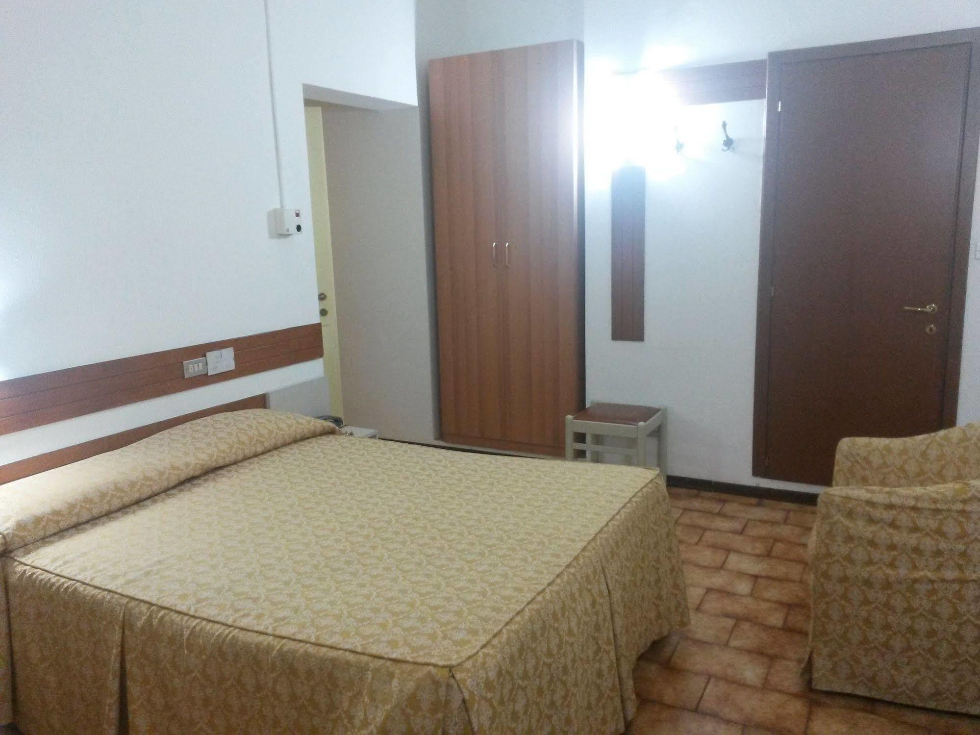 Hotel Piccolo Milão