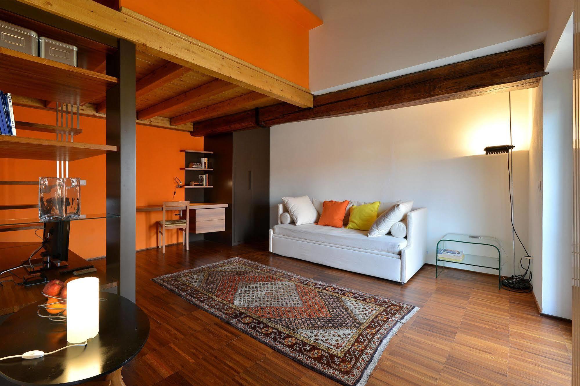Hotel Heart Milan Apartment - Navigli *