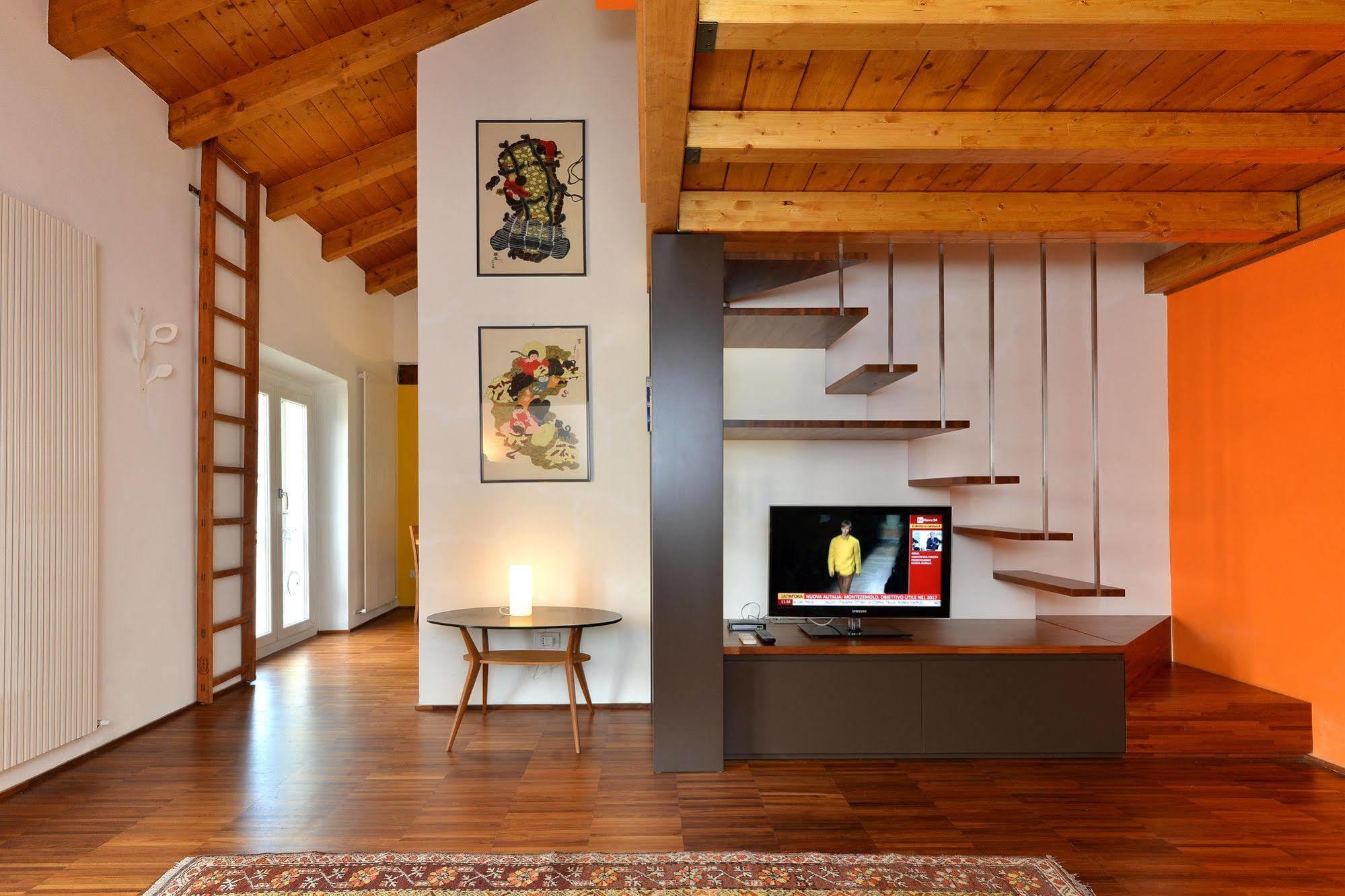 Heart Milan Apartment - Navigli Hotel