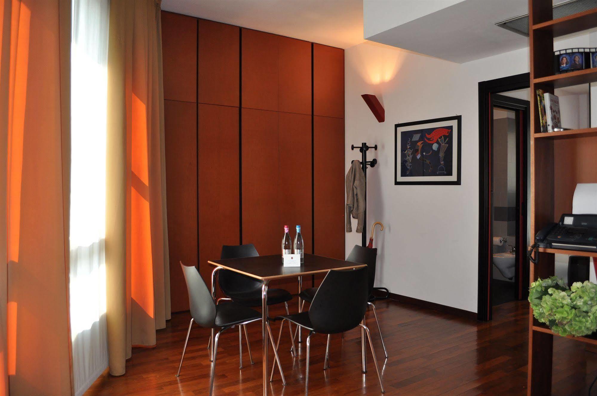 Aparthotel Le Corti Milan