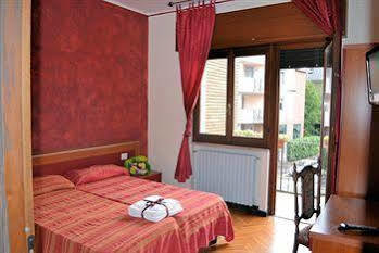 Gioia Guest house 2*
