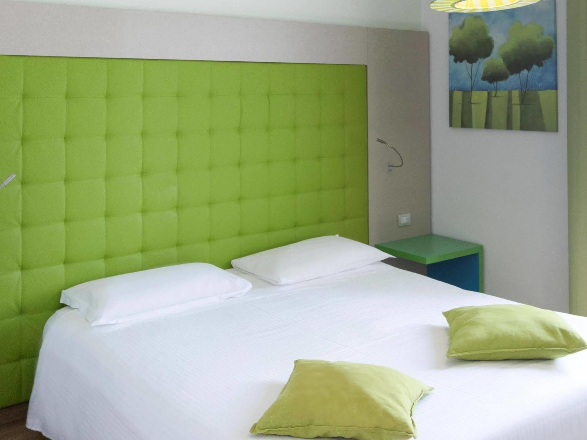 Palmanova 4* Milan