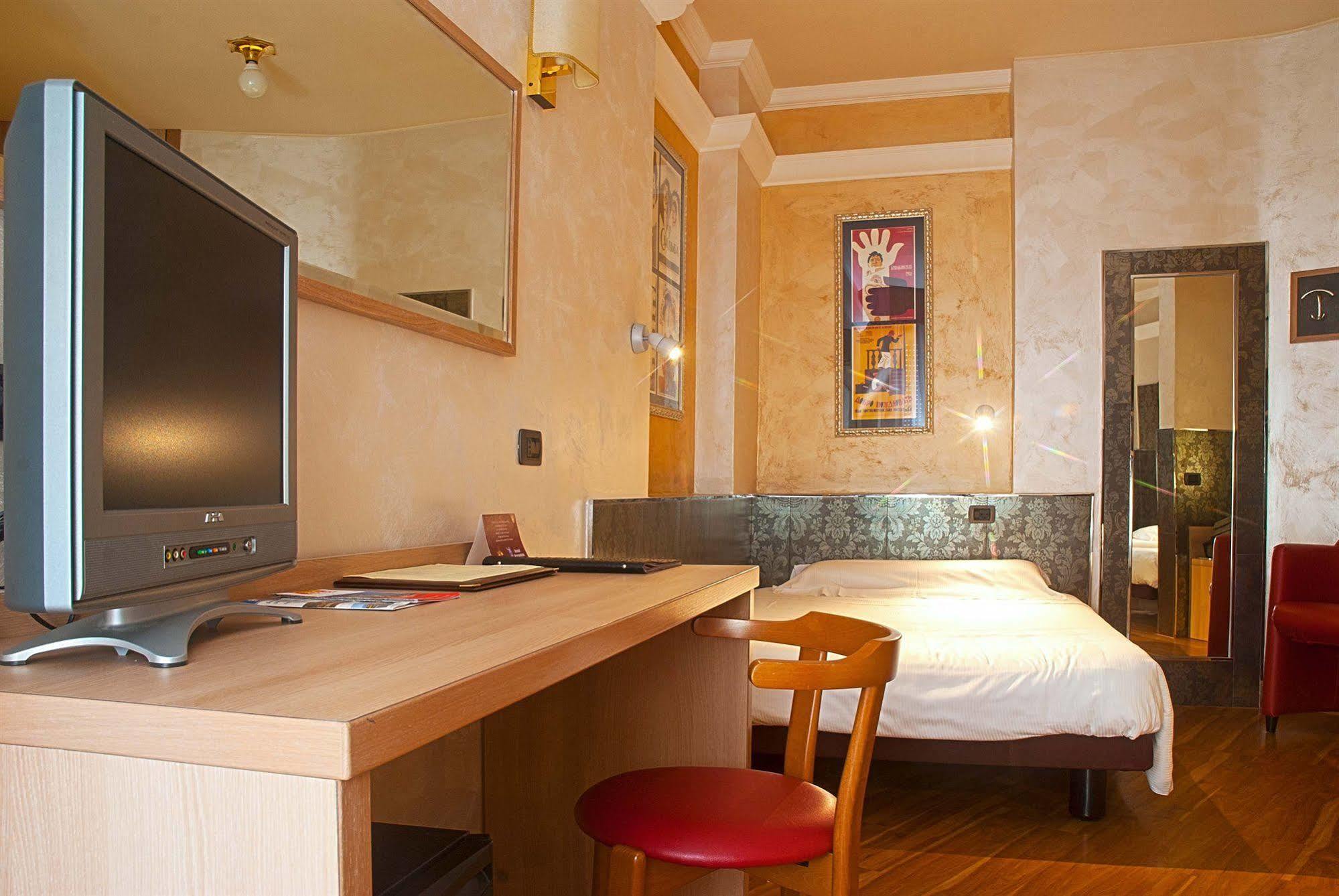 Hotel Just Milan