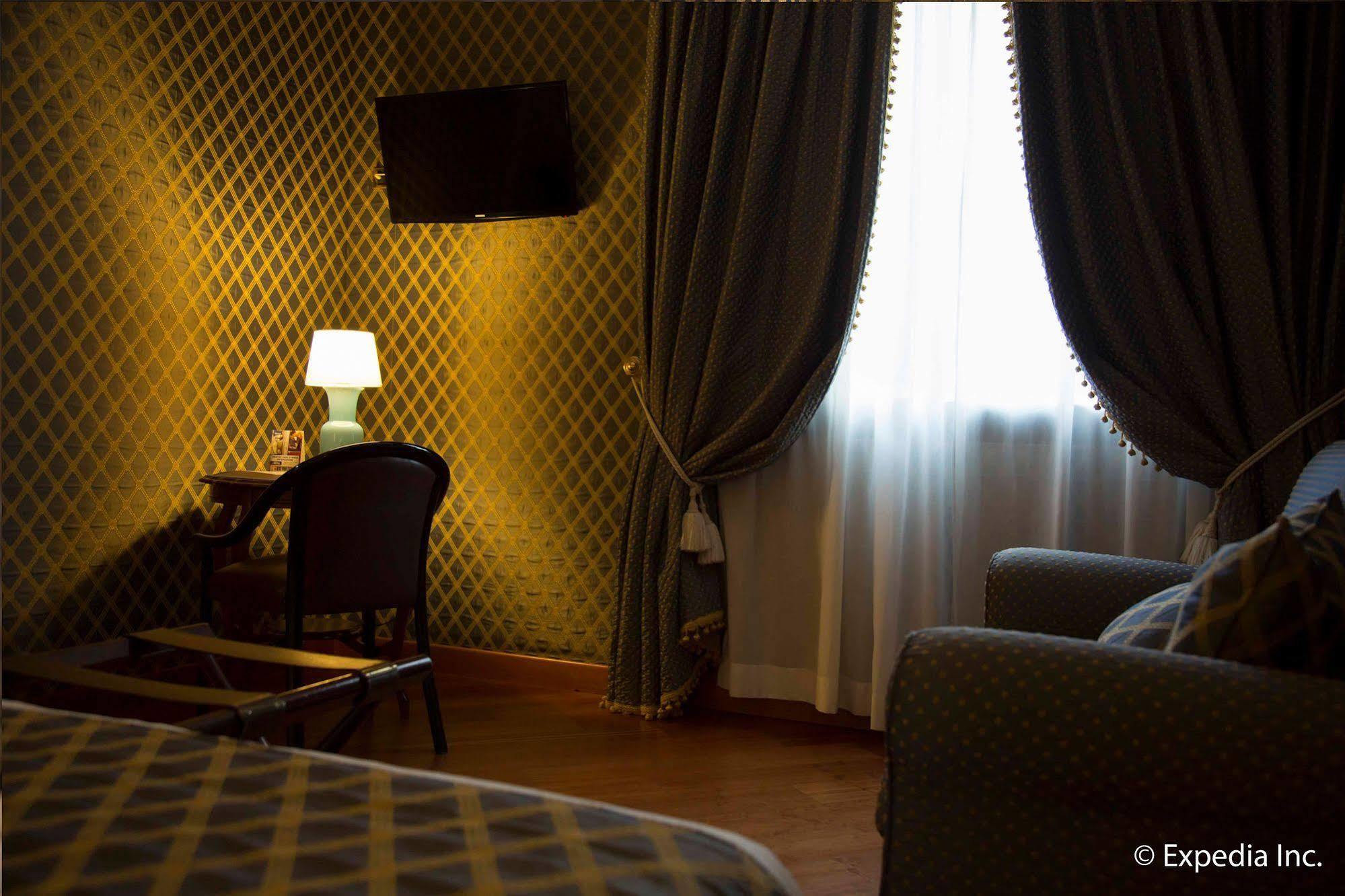 Pierre Hotel 5*