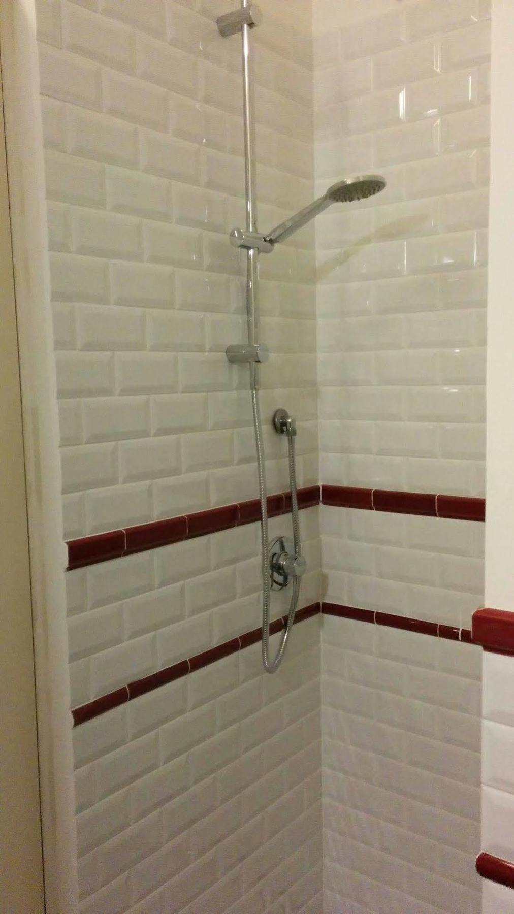 Adam's House Hostel *