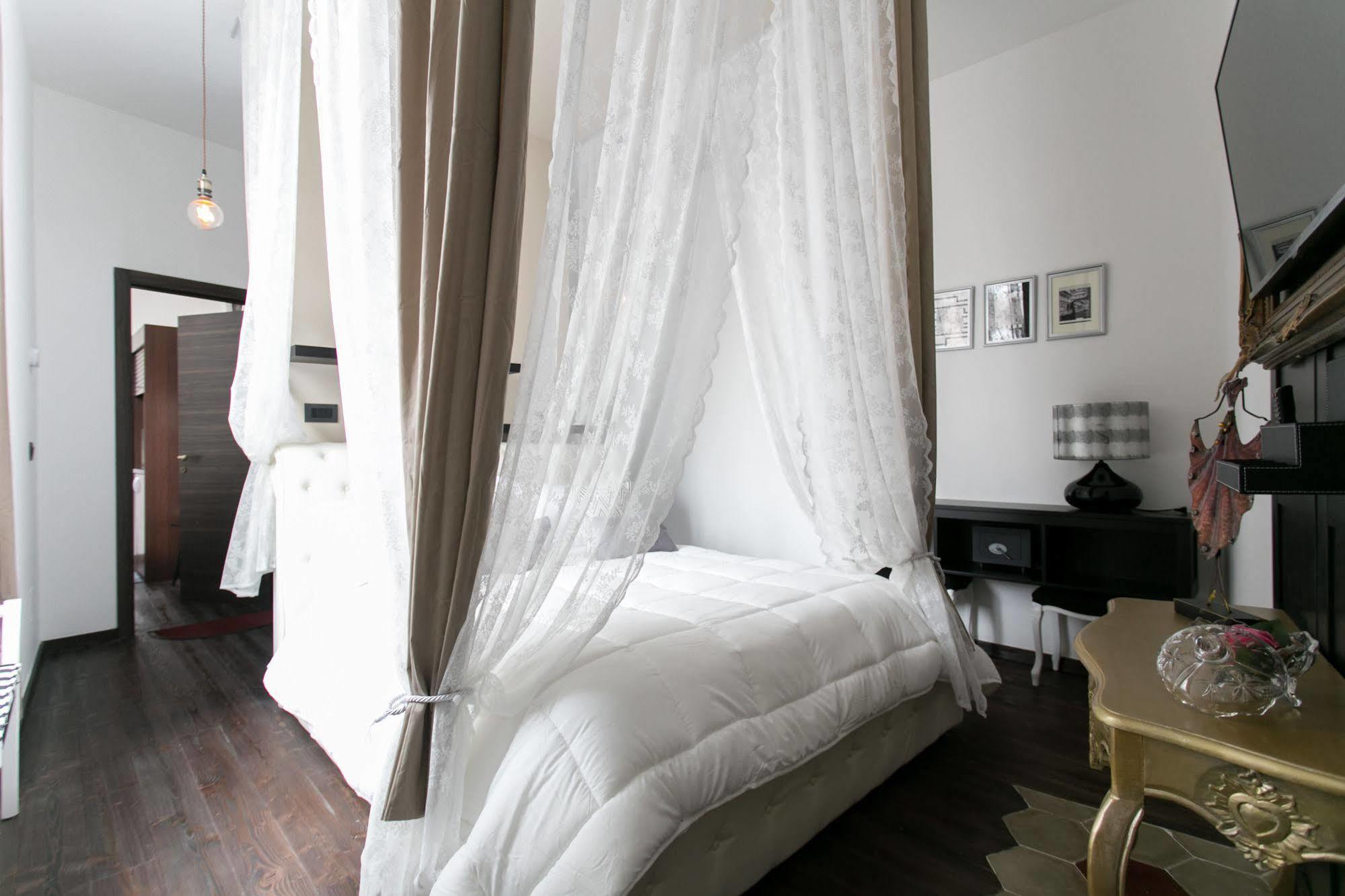 Aparthotel Dei Mercanti Milão