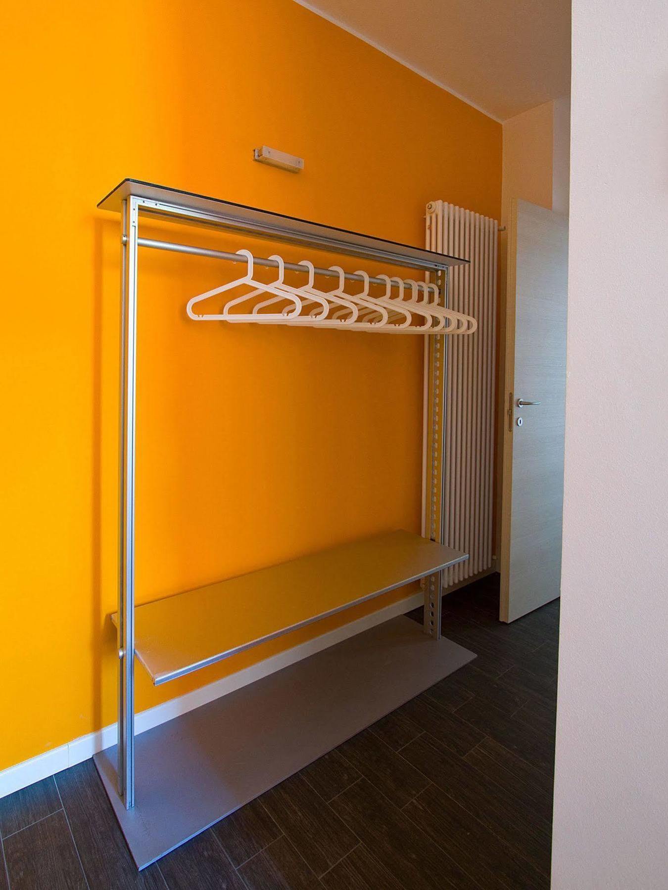 Hello Bed & Breakfast 2*