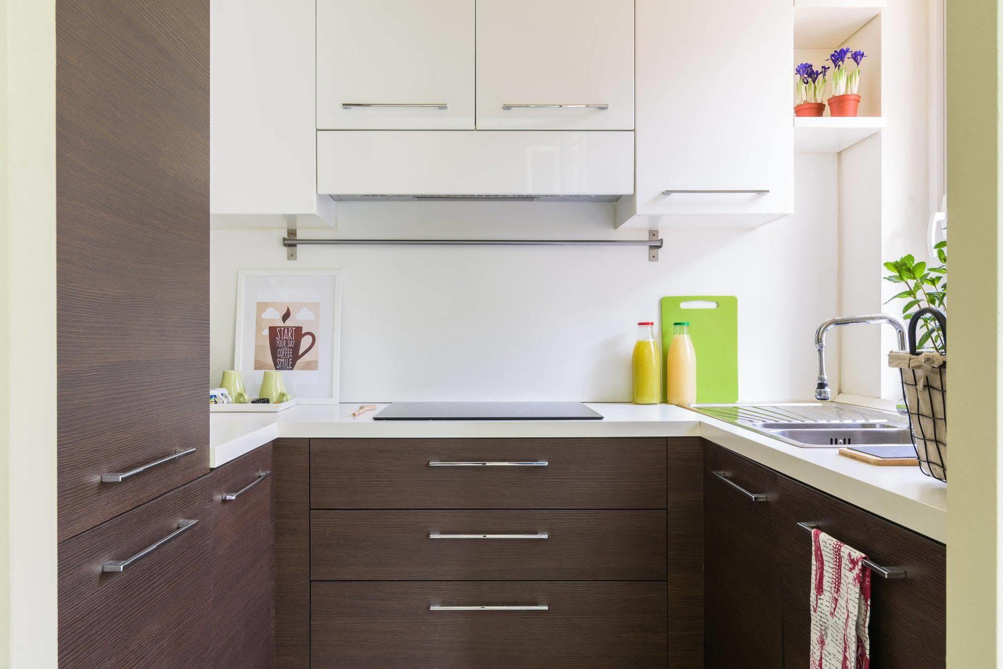 Alcuino Apartment *