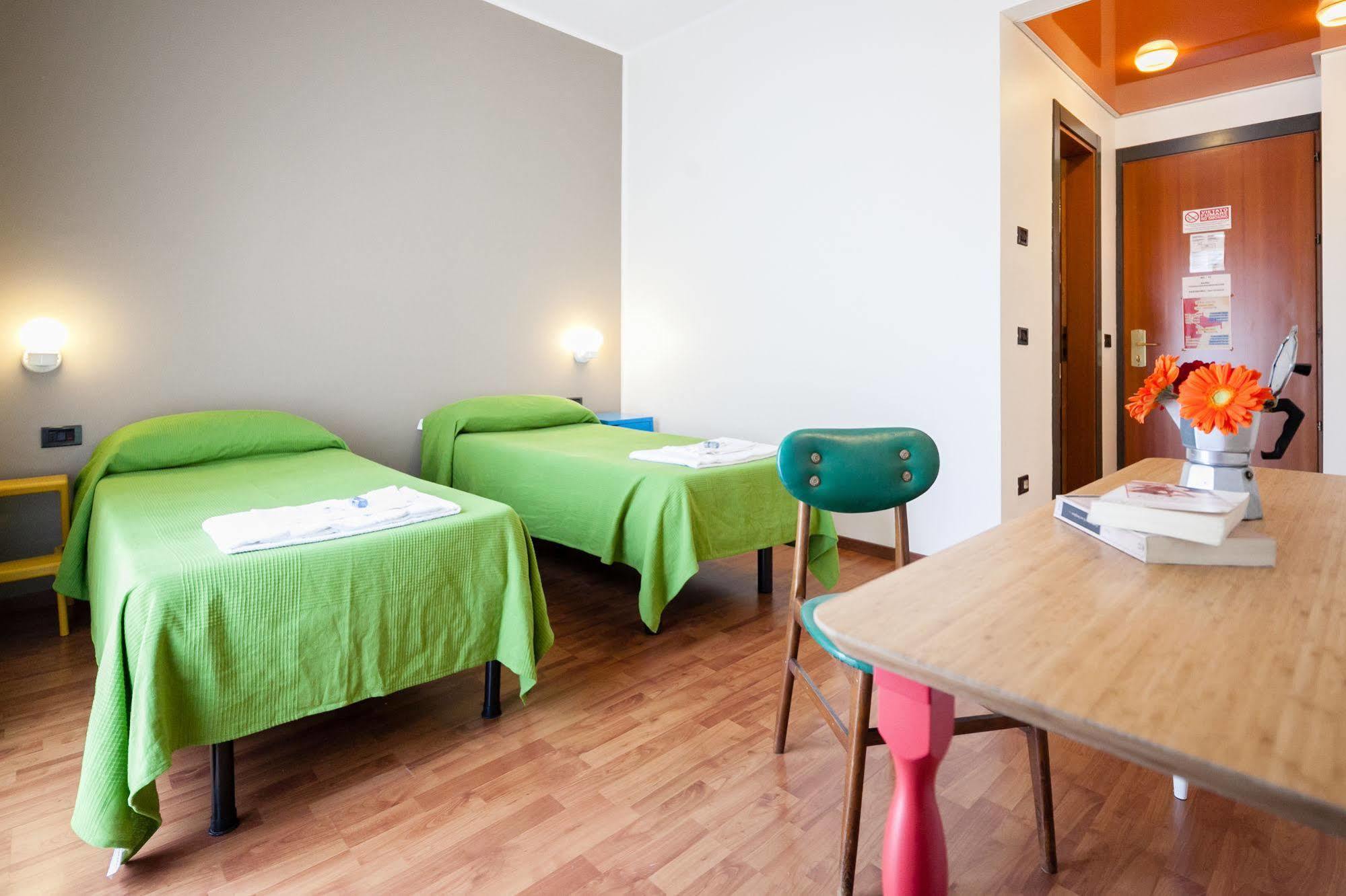 Ostello Bello Milano Centrale Hostel *