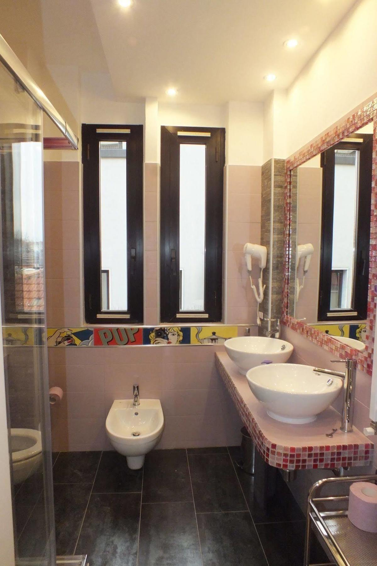 Hostel Atmos Luxe Navigli