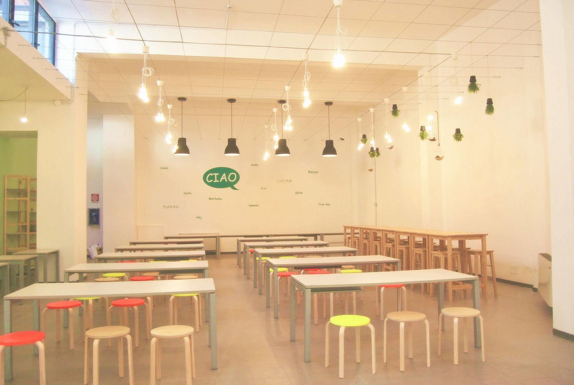 Mio Hostel *