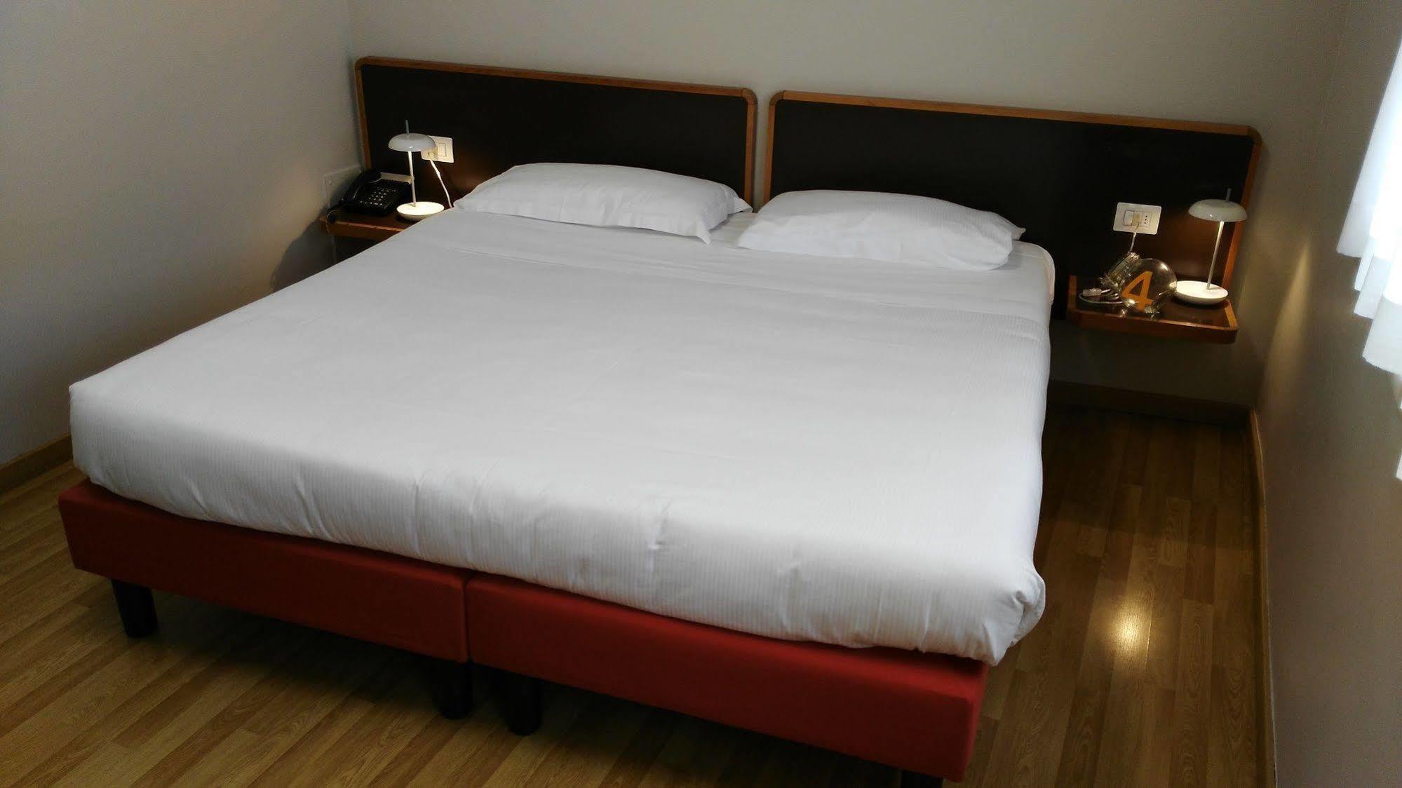 Ornato Dependanc 3* Milan