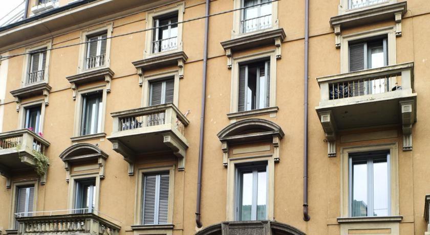 Via San Vincenzo Apartament -by Yoof *