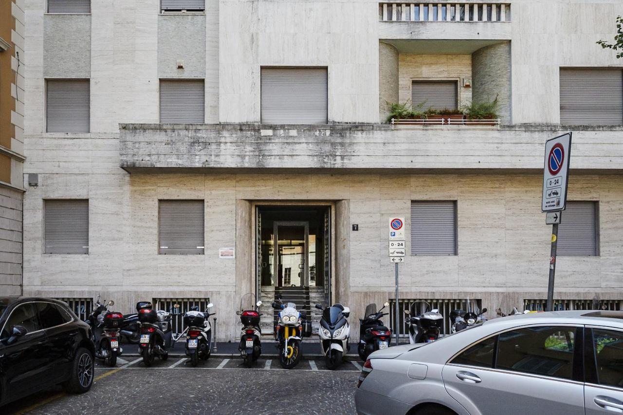 S. Maria Valle Roomy Flat Apartment *