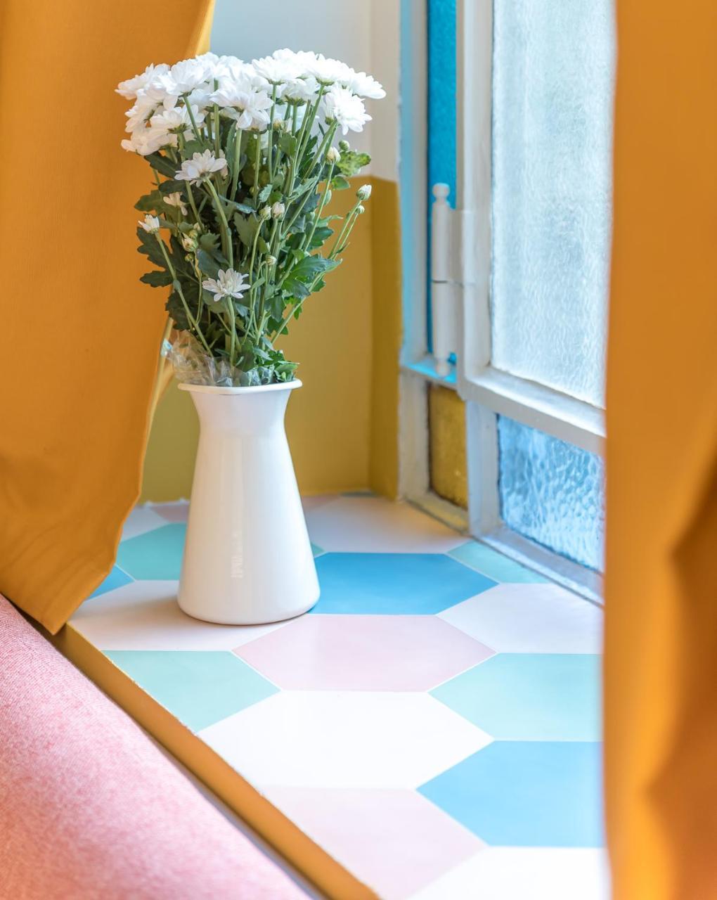 Apartment Monocase *
