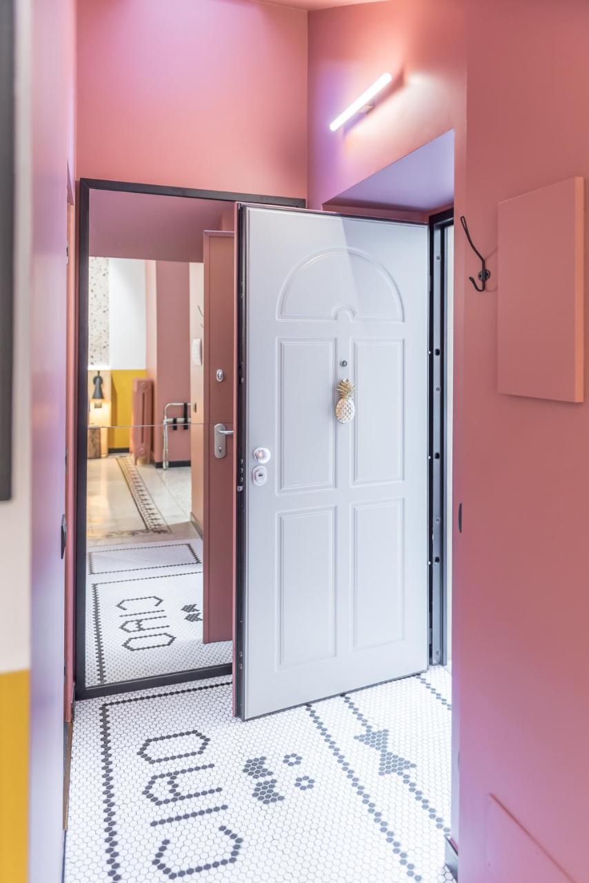 Monocase Apartment