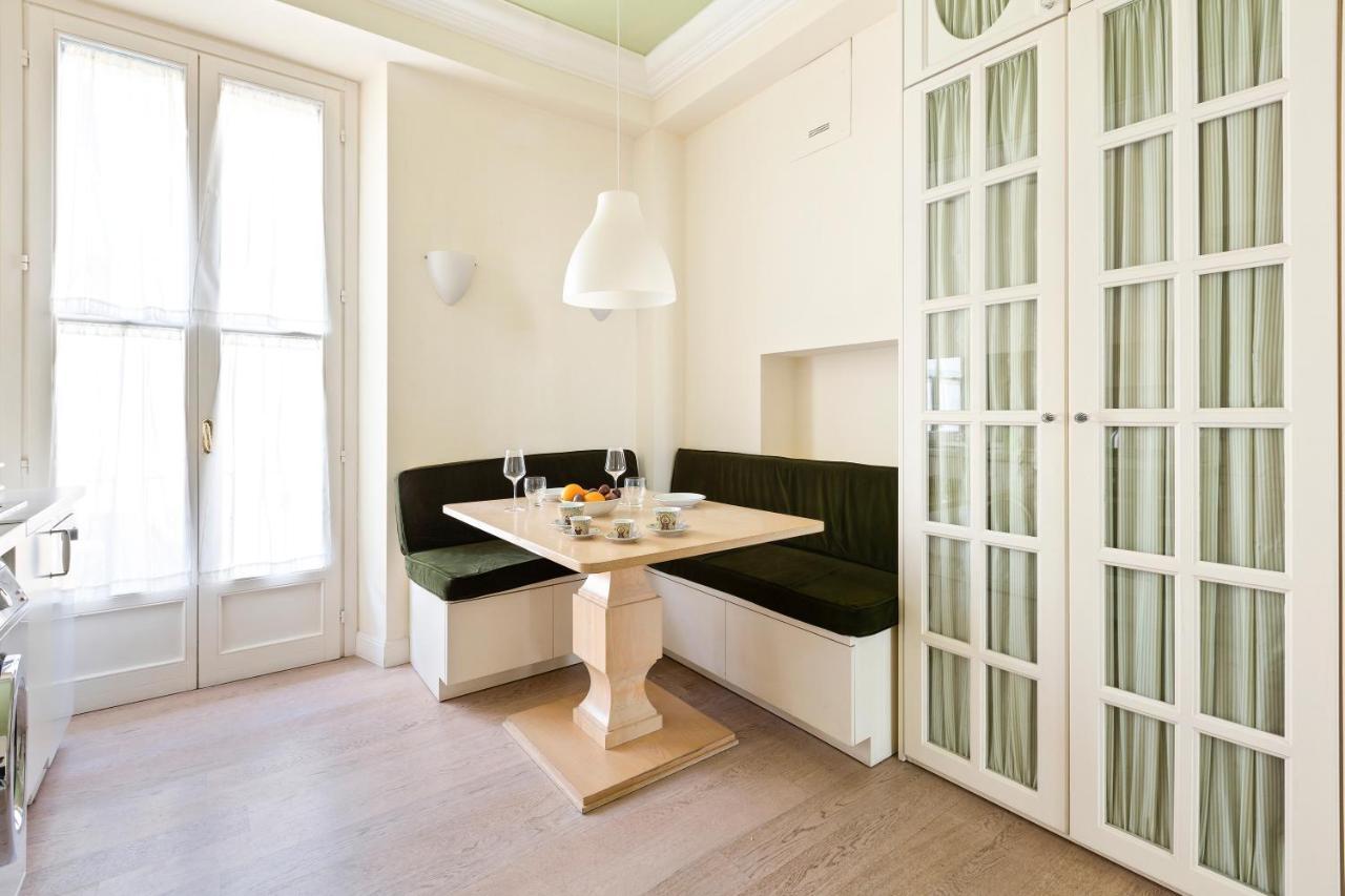 Apartment Corso Vercelli Elegant Milan