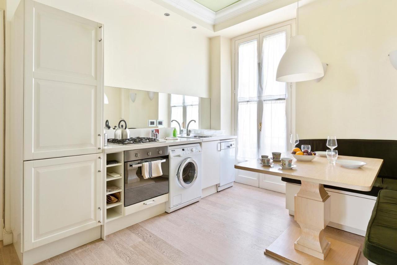 Apartment Corso Vercelli Elegant Milan