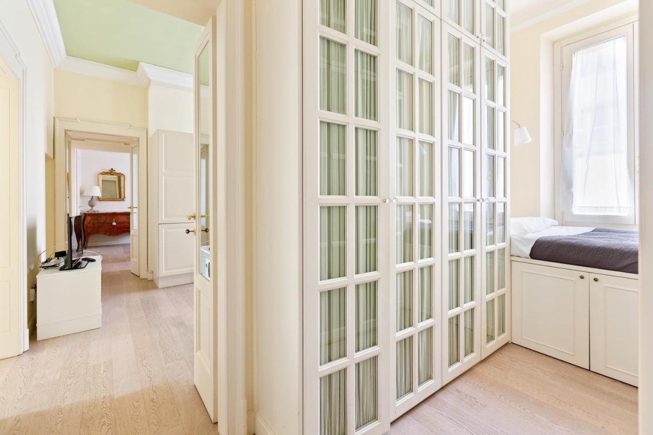 Corso Vercelli Elegant Apartment