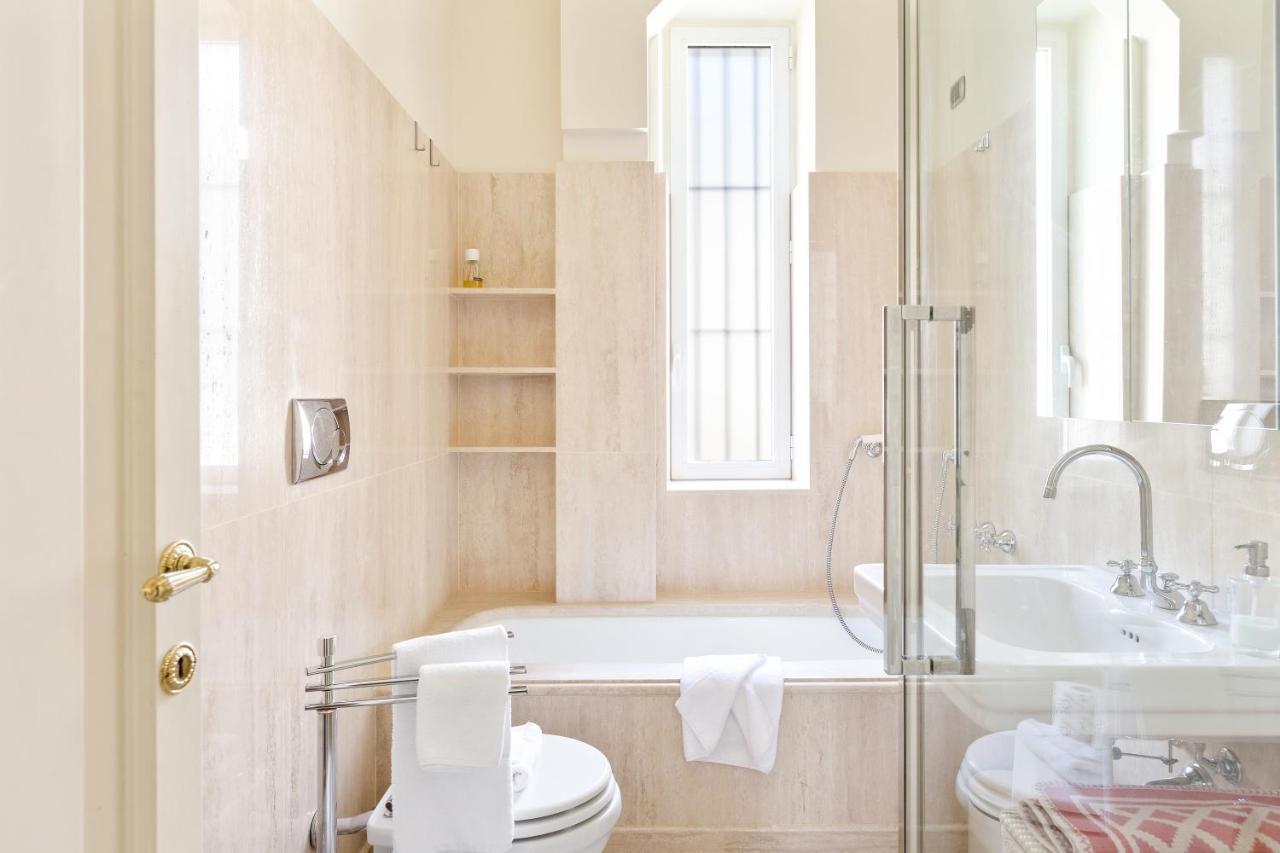 Corso Vercelli Elegant Apartment