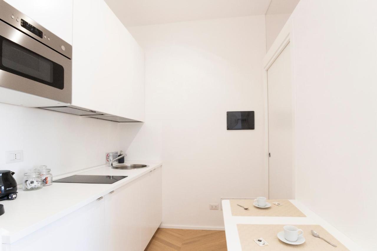 Business Studio Bande Nere Apartment Milan