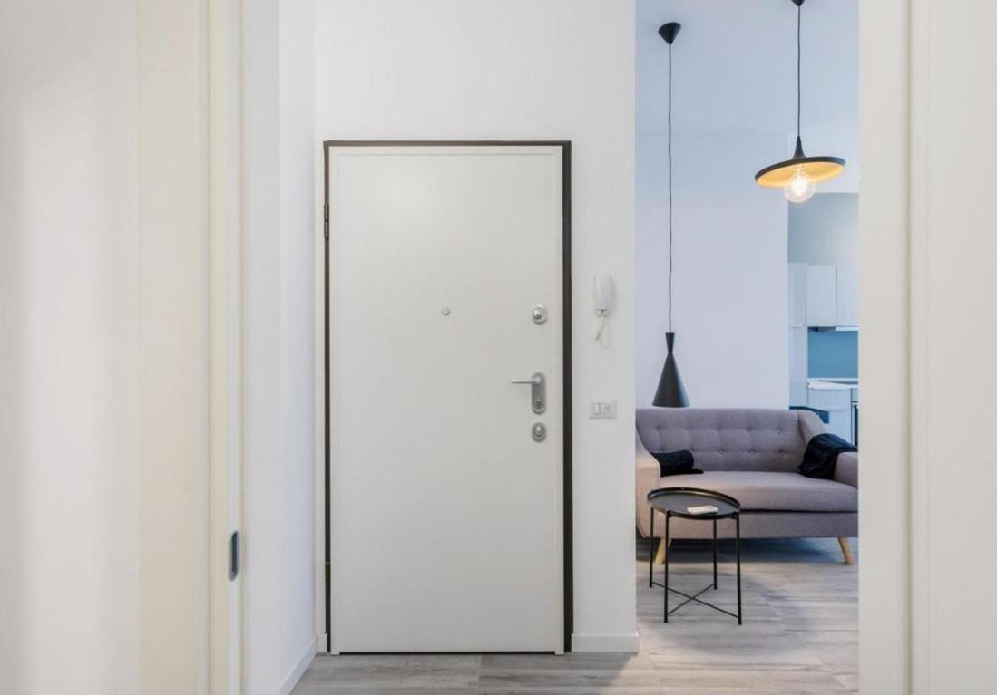 Up To - Residenze * Milan