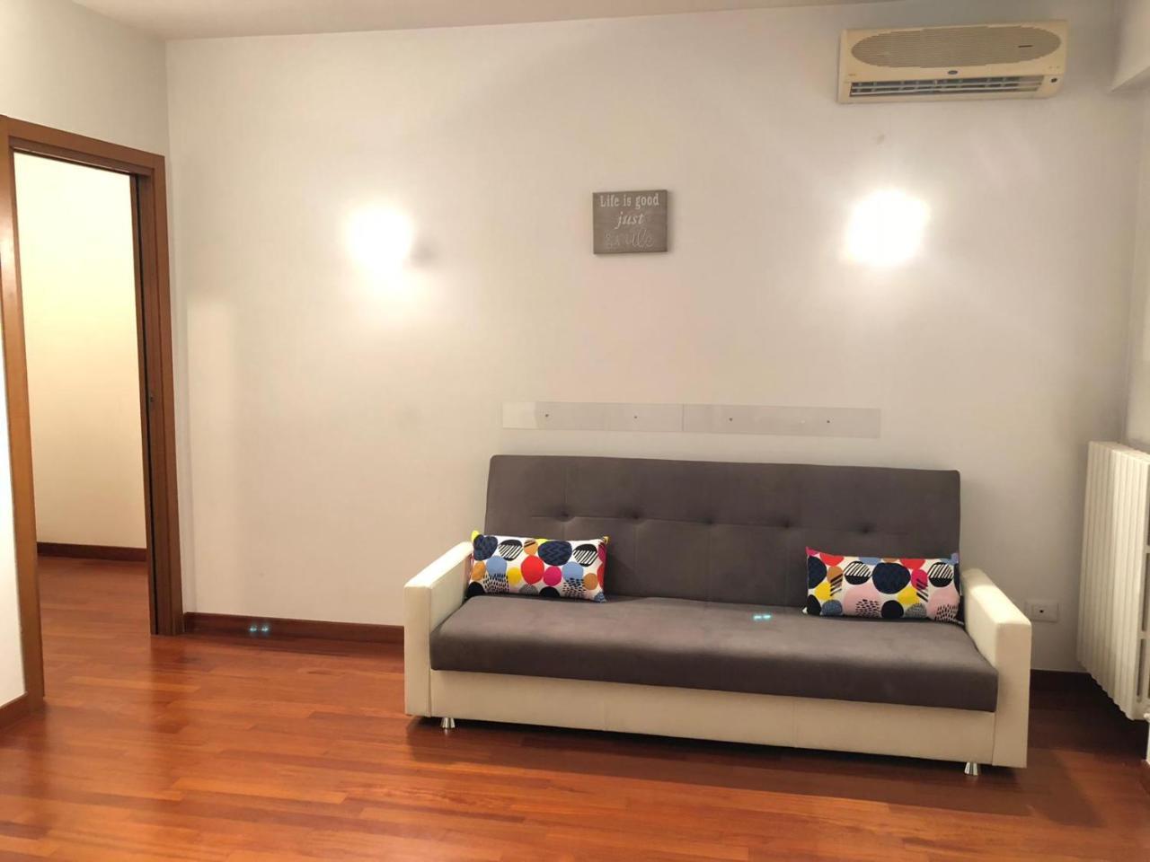 Central Deluxe Apartment *