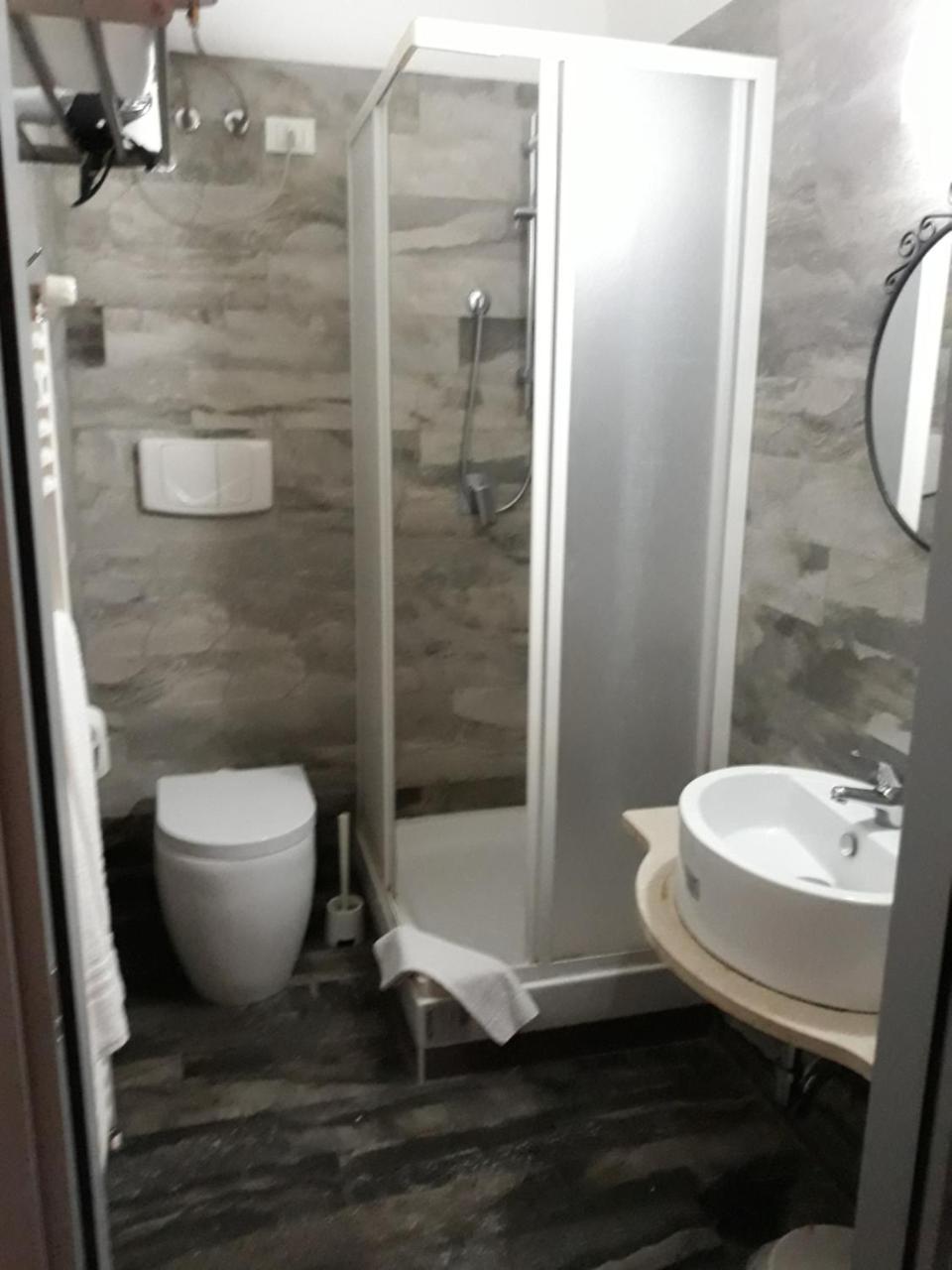 Sira House 2* Milano