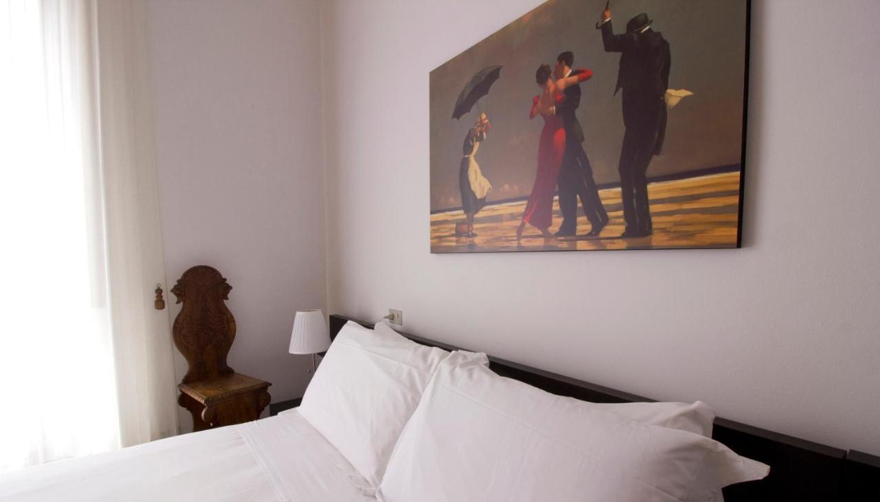 Italianway-juvara Apartment