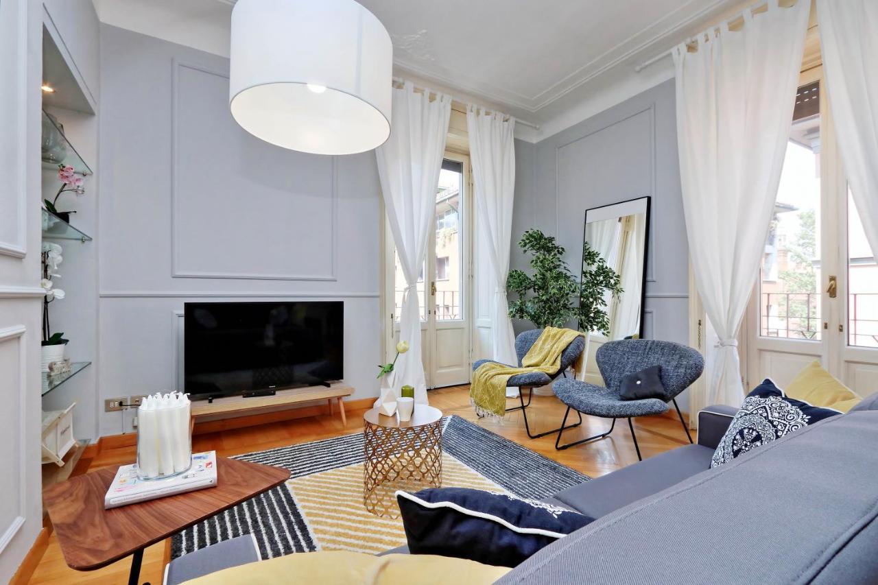 Apartment Altido Austere Elegance Milan