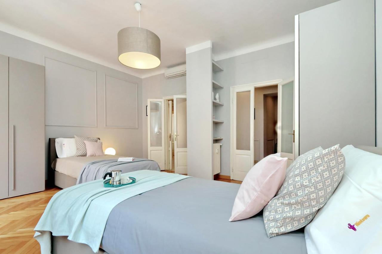 Apartment Altido Austere Elegance