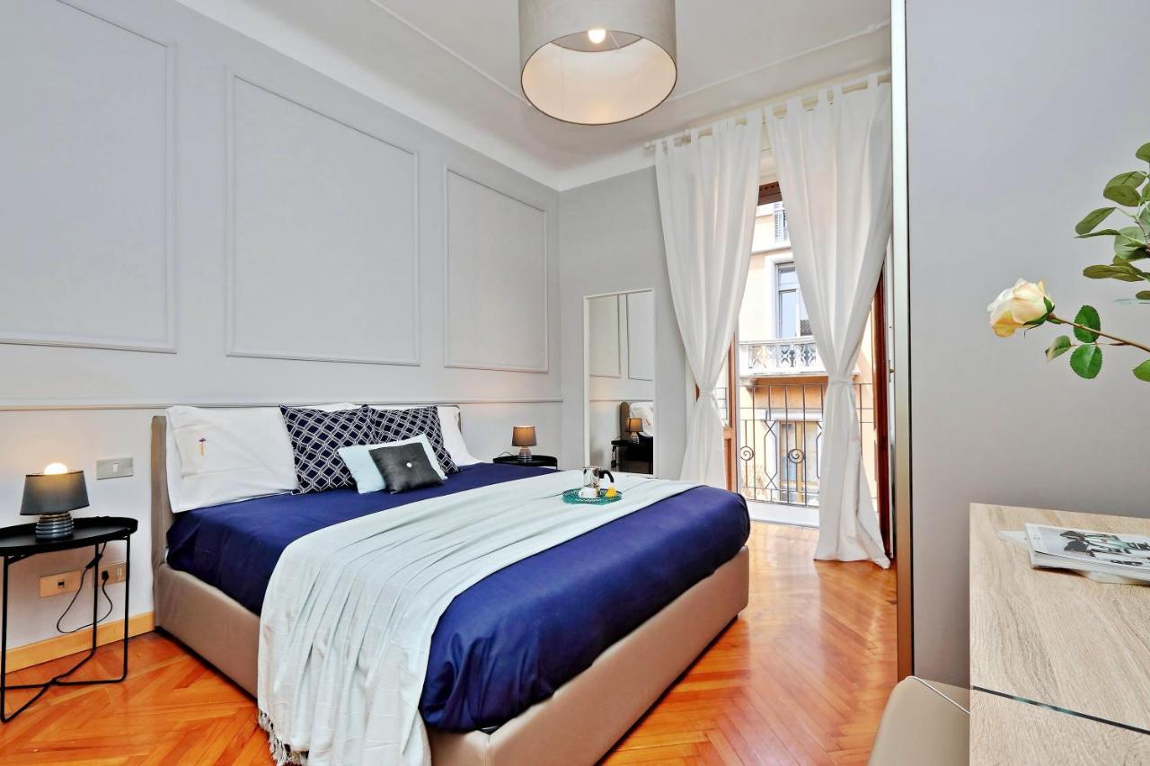 Apartment Altido Austere Elegance *