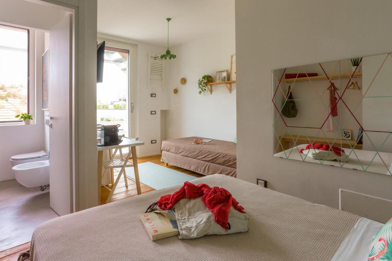 Duomo Views, Light, Jungle-inspired With Terrace Apartment *