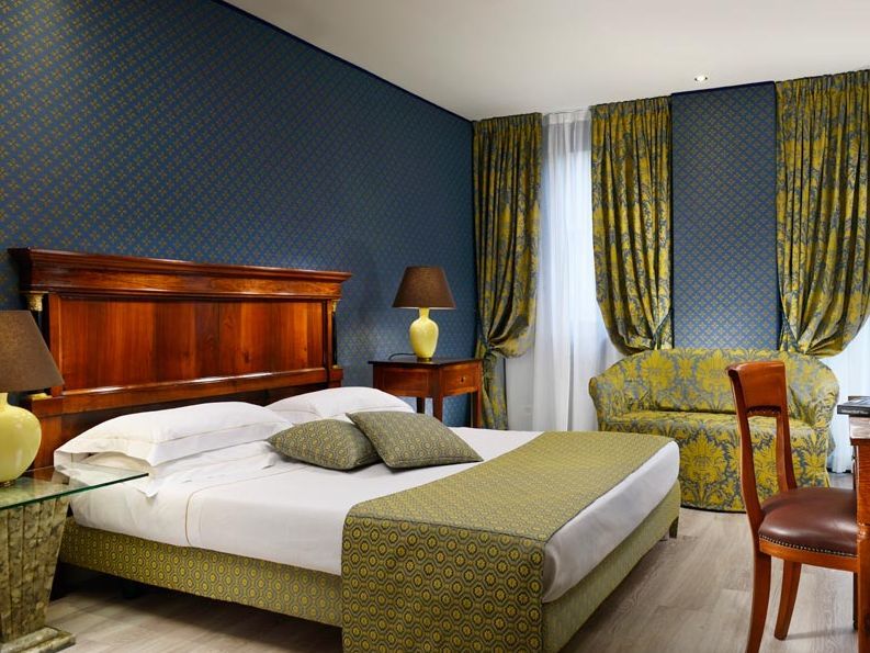 Hotel Pierre