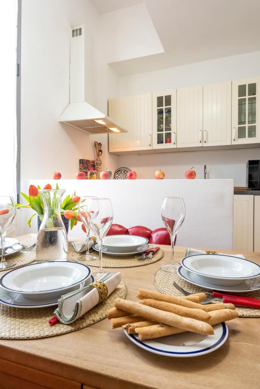 Richard Ginori Linate Apartment