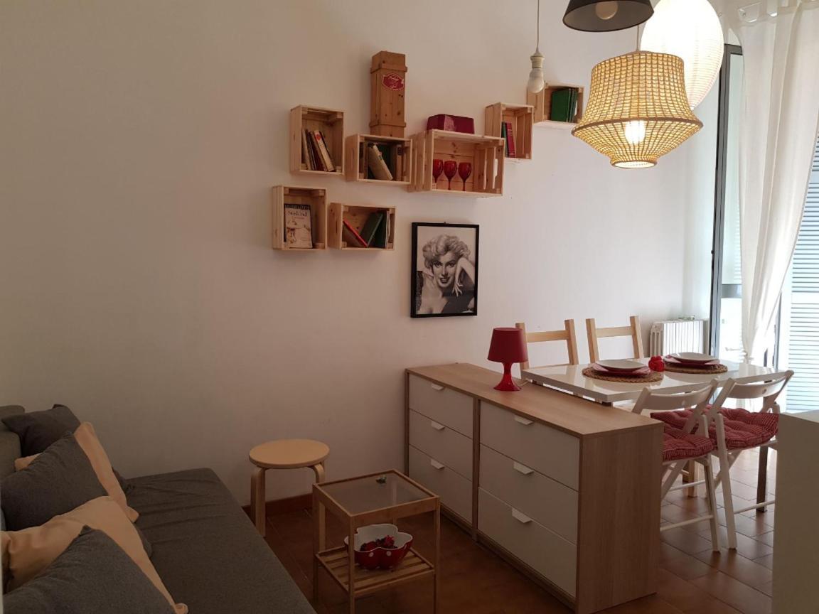Sweet Apartment *