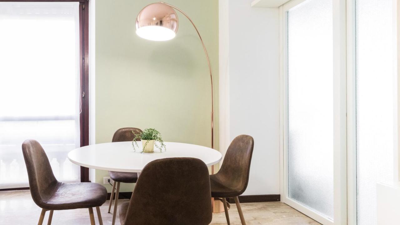 Italianway - Lazzaro Palazzi 6 Milan