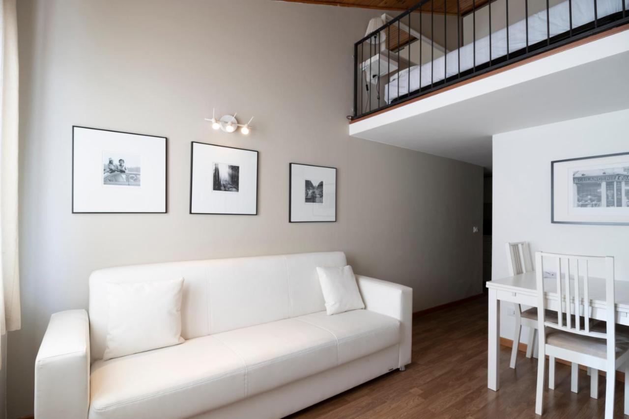 Cadorna Center Studio-by Flatscollection Apartment *